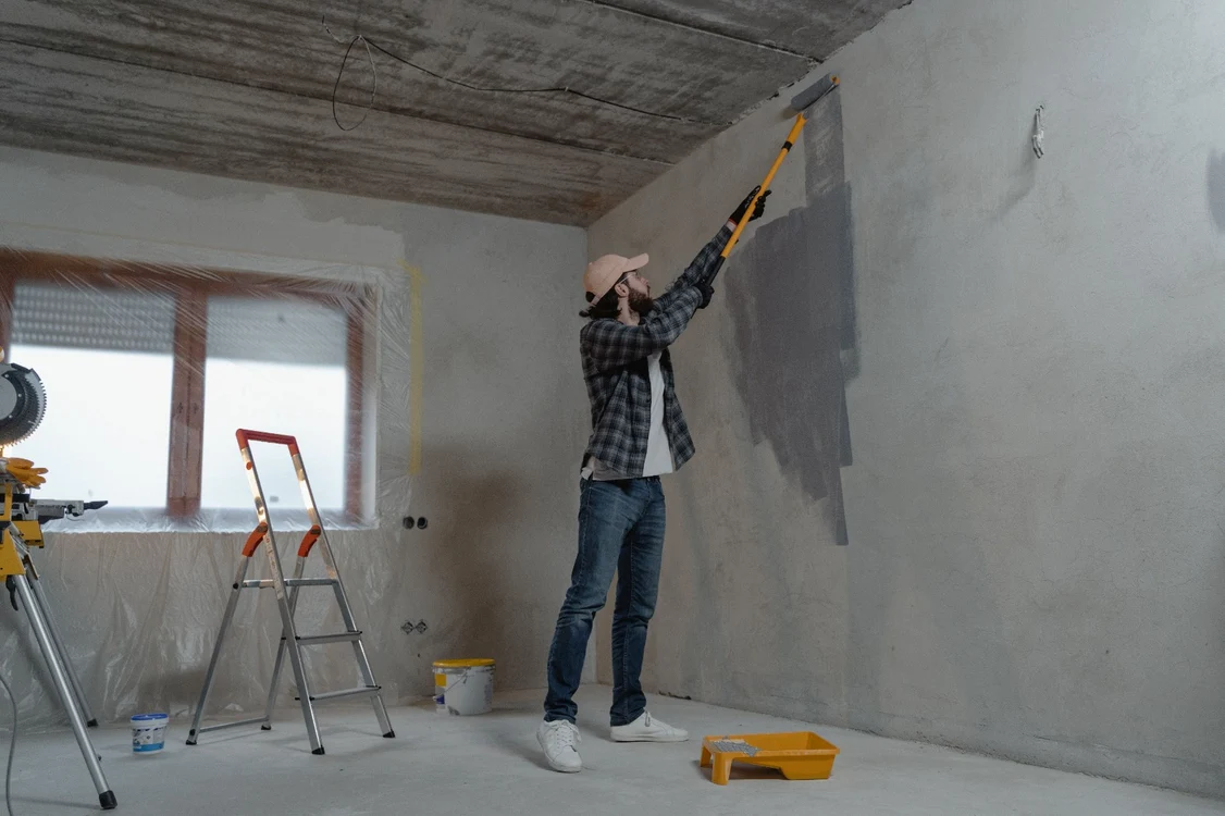 Renovarea unui apartament costă enorm în România. FOTO: Pexels