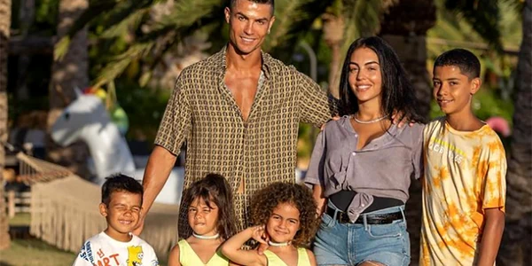 Ronaldo și Georgina  foto   Instagram jpg