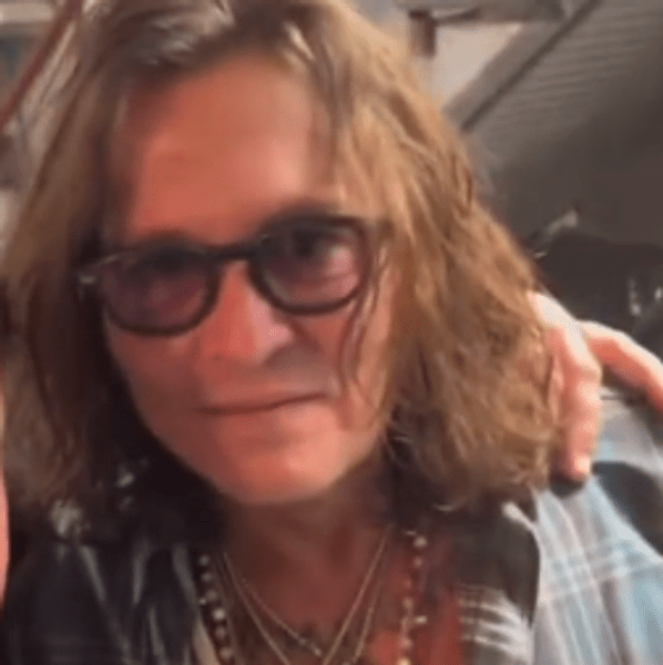 Johnny Depp, de nerecunoscut pentru unii fani: „Locuiți sub o piatră?” FOTO, VIDEO