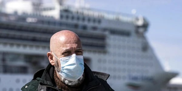 Primarul din Civitavecchia Ernesto Tedesco FOTO EPA-EFE