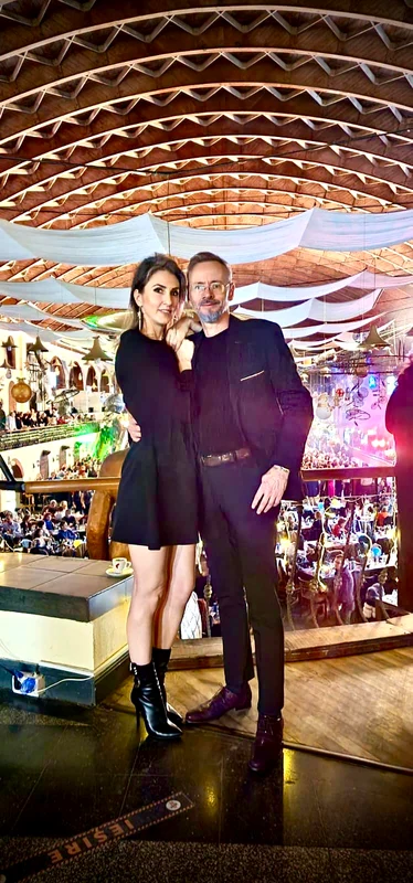 Mihai Albu și iubita sa. Sursă: Facebook