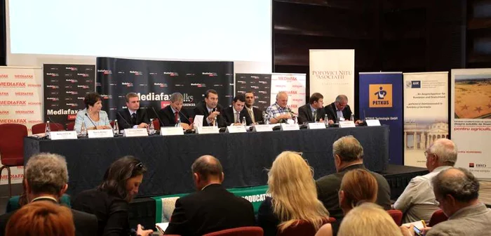 Conferinţa de presă despre Politica Agricolă Comună a Uniunii Europene      FOTO: Mediafax
