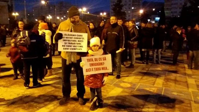 Zălăuanii au protestat în centrul oraşului FOTO Andreea Vilcovschi