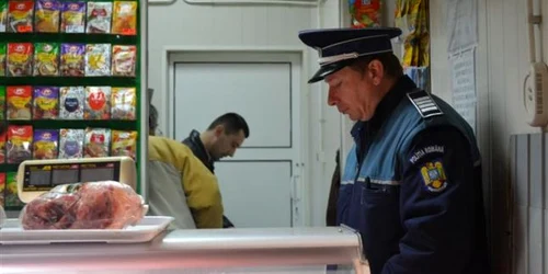 politisti magazin alimentar Galati