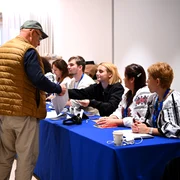 Votul în diaspora. FOTO Inquam Photos / Alex Nicodim