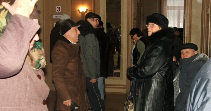 Cozile de anul trecut vor rămâne o amintire pentru pensionari 