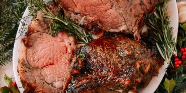 Cea mai aromată friptură de porc la tavă