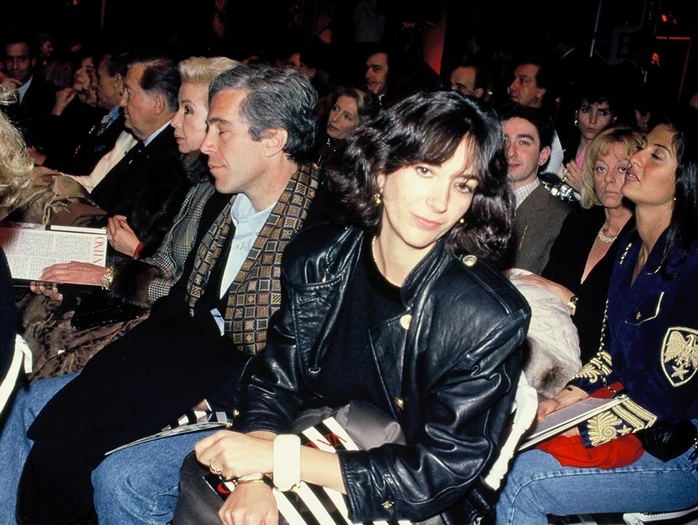 5 cine e ghislaine maxwell iubita lui jeffrey epstein cel care a abuzat sexual ani in sir numeroase minore 4 jpg jpeg