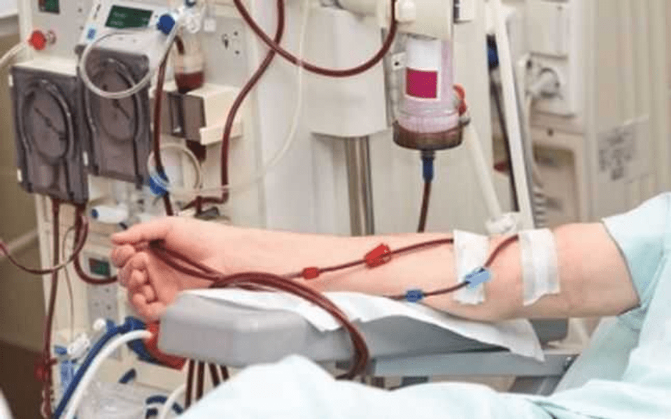 Pacientă cu dializă, rănită în timp ce se afla în autospeciala care o transporta pentru tratament medical 