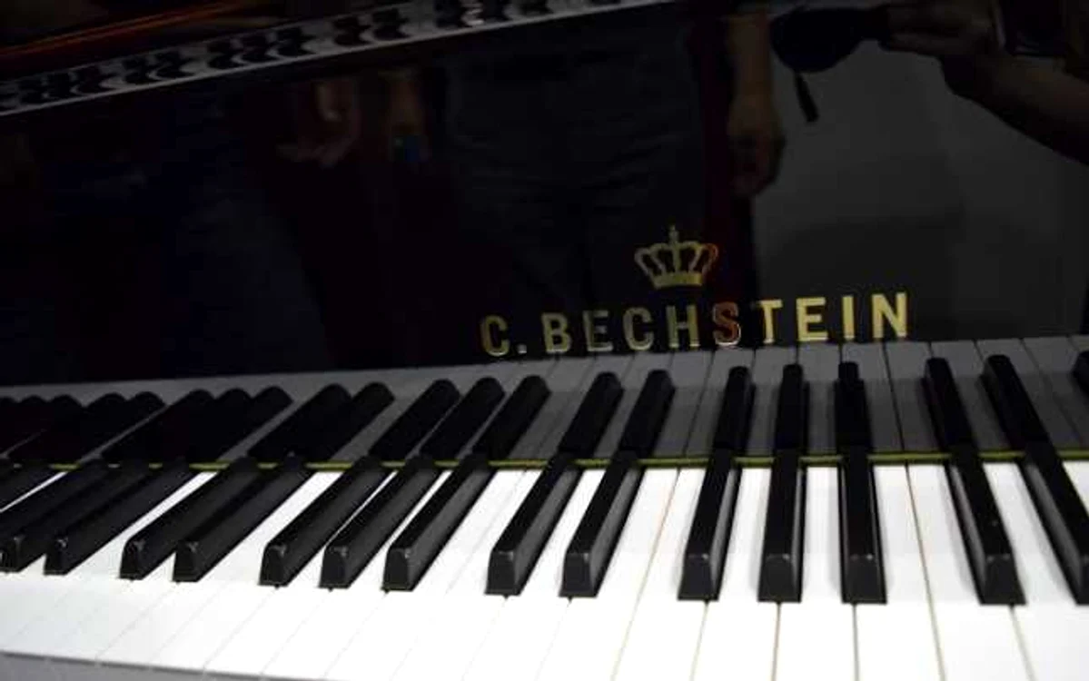 Pianul Bechstein a fost achziţionat din Germania  FOTO: Alexandra Tătaru