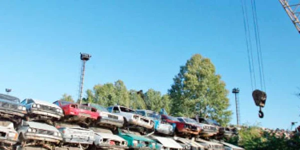 Banii din taxa auto zac în Trezorerie