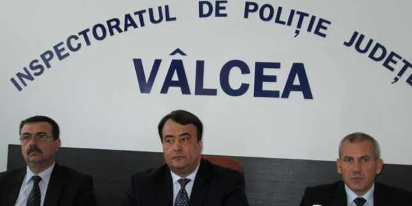 11 poliţişti vâlceni au fost sancţionaţi disciplinar în acest an