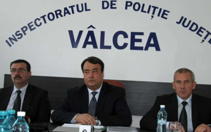 Potrivit conducerii IPJ Vâlcea, alţi 10 poliţişti sunt cercetaţi disciplinar în acest moment. Foto Adevărul