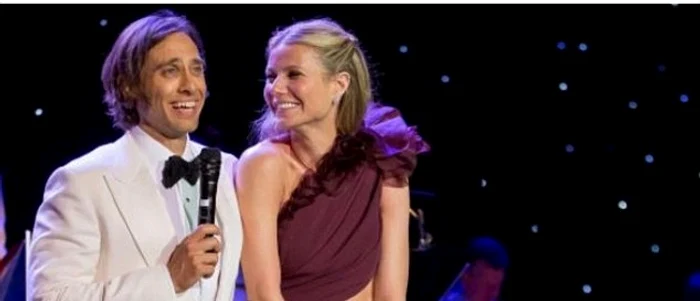 Gwyneth Paltrow şi-a arătat verighetele ca să arate că s-a maritatFoto: Instagram
