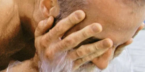 Studiile internaţionale arată că trebuie să ne schimbăm atitudinea faţă de apă