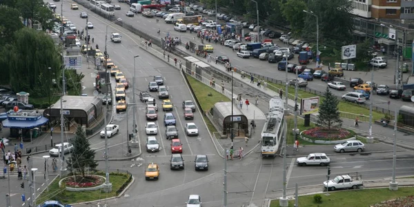intersectie aglomerata bucuresti jpeg