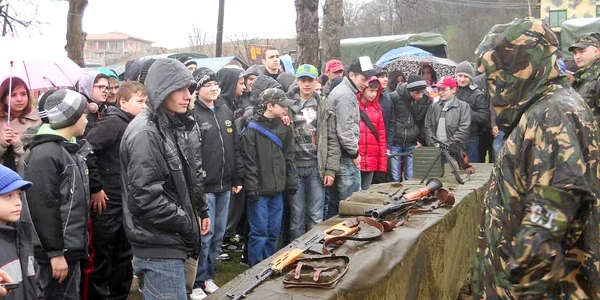 Prezentare de armament 