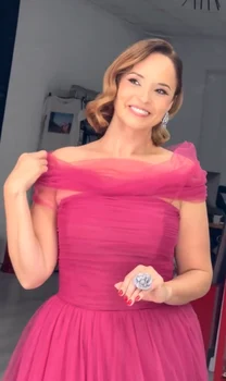 Andreea Marin la ședința foto de ziua ei de 50 de ani cu Secret Nipple și Alex Gâlmeanu. FOTO: captură Instagram