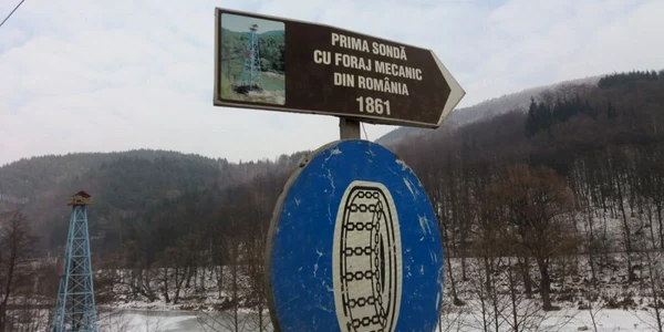 Prima sondă cu foraj mecanic din România