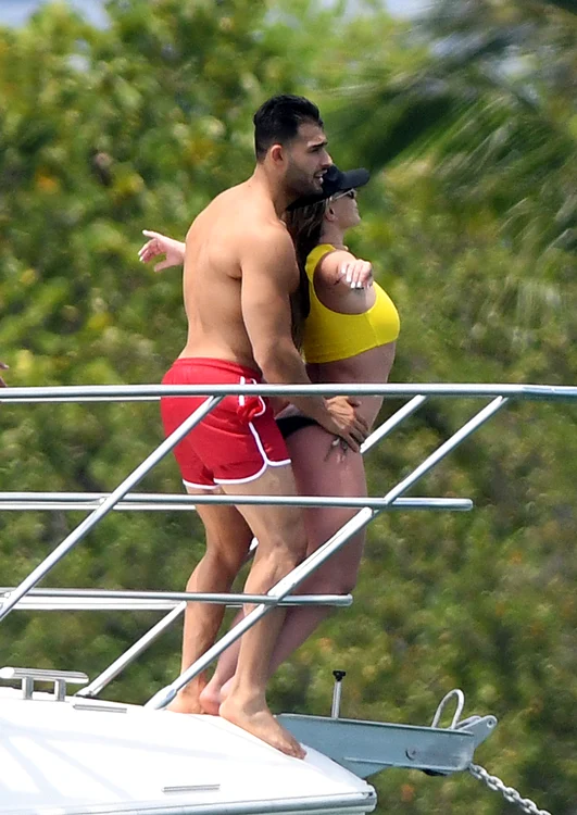 Britney Spears şi iubitul său au reconstituit o scenă celebră din filmul Titanic