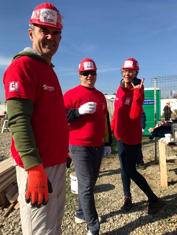 16 roxana ciuhulescu silviu bulugioiu big build jpg jpeg