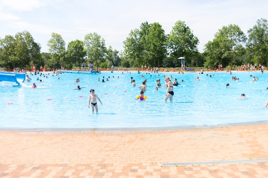 Piscinele pot fi un real pericol pentru sănătate. Semnalul de alarmă tras de medici