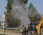 O magistrala a fost gaurita de muncitori pe una dintre rampele podului Grant, in Bucuresti, 10 octombrie 2023 Inquam Photos Octav Ganea (4) jpg
