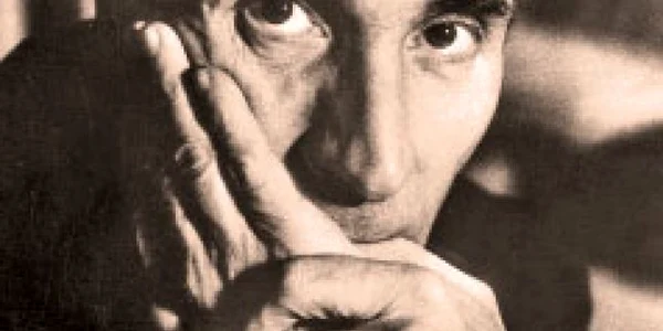 Scrierile lui Dino Buzzati sunt impregnate de suprarealism, simbolism şi absurd 
