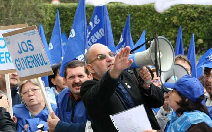 Matei Bratianu în timpul unui miting