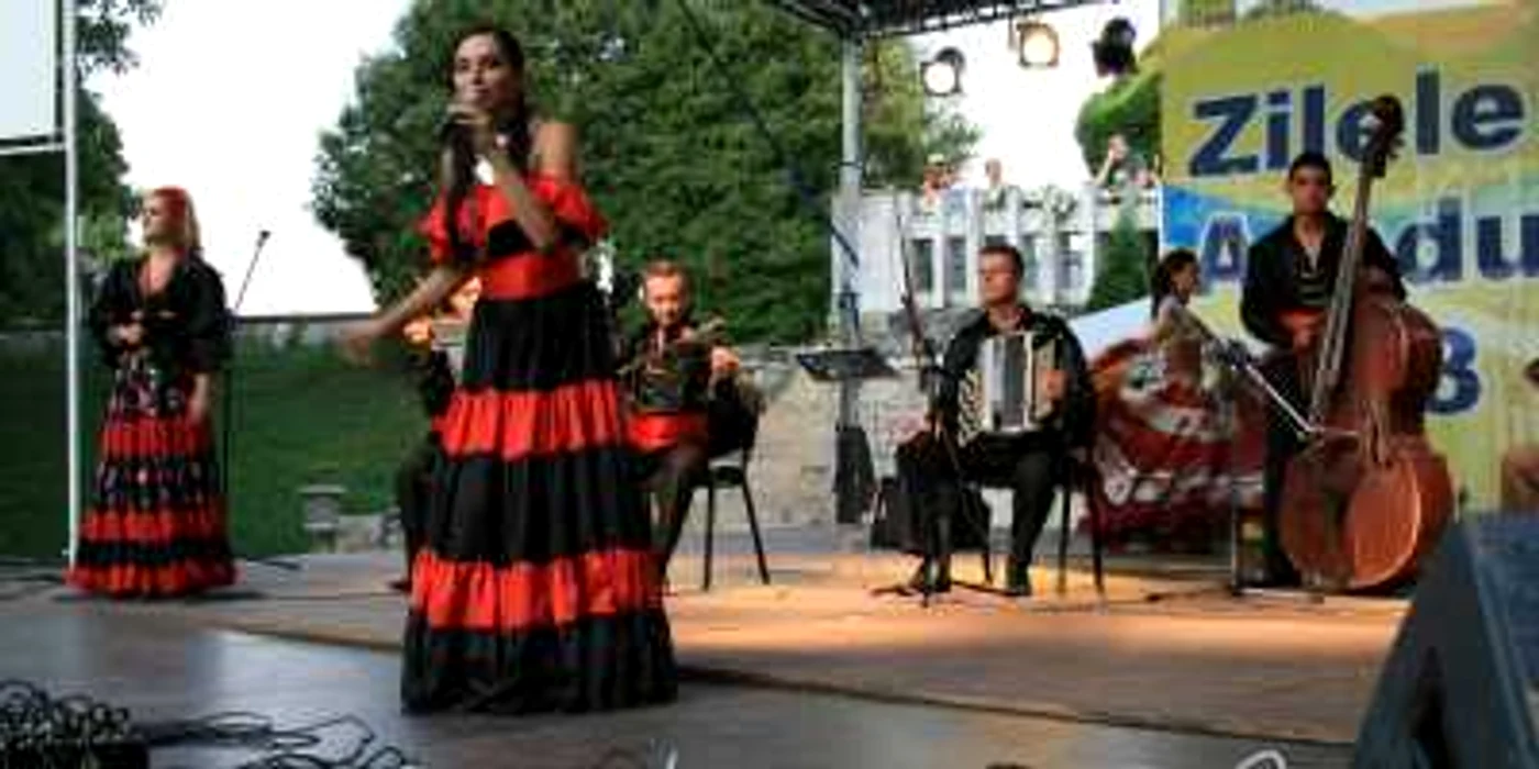 Arad: Spectacolul tarafului Rromak, “Da Liuba” pe scena Festivalului de Teatru de la Avignon (VIDEO)
