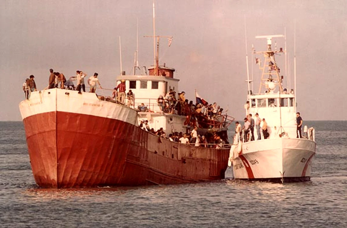 Refugiaţi cubanezi la bordul navei Diamantul Roşu,  1980