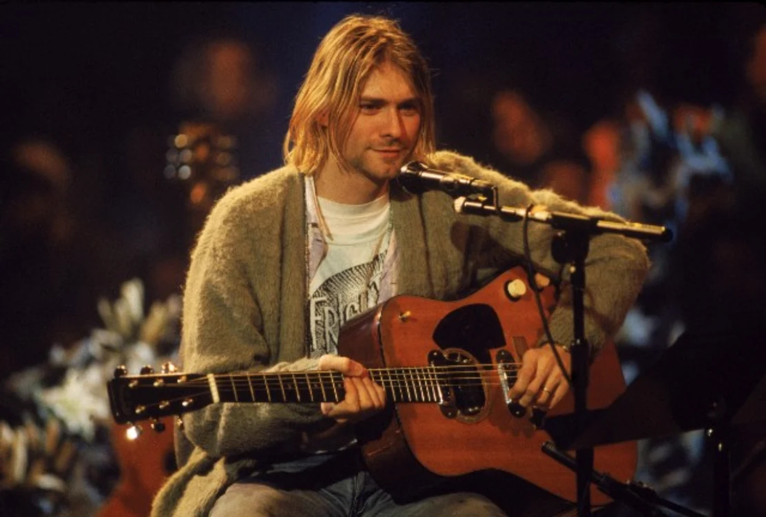 kurt cobain mtv unplugged guitar frances bean divorce 640x432 jpeg