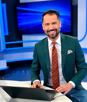 Alex Constantin a prezentat 5 ani știrile la România TV