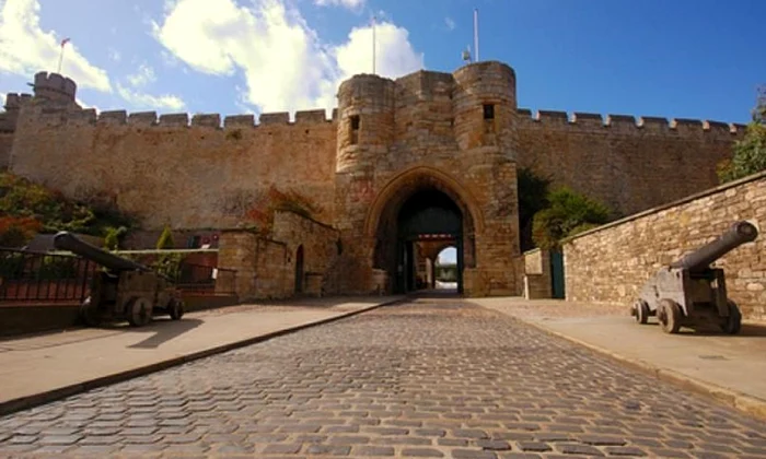 Biserică de peste 1000 de ani descoperită sub castelul lui William Cuceritorul jpeg