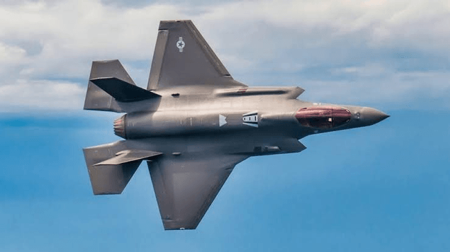 Avion de luptă israelian F-35, doborât de Iran. Cetățenii iranieni vor „plăti un preț greu”, avertizează ministrul Apărării din Israel