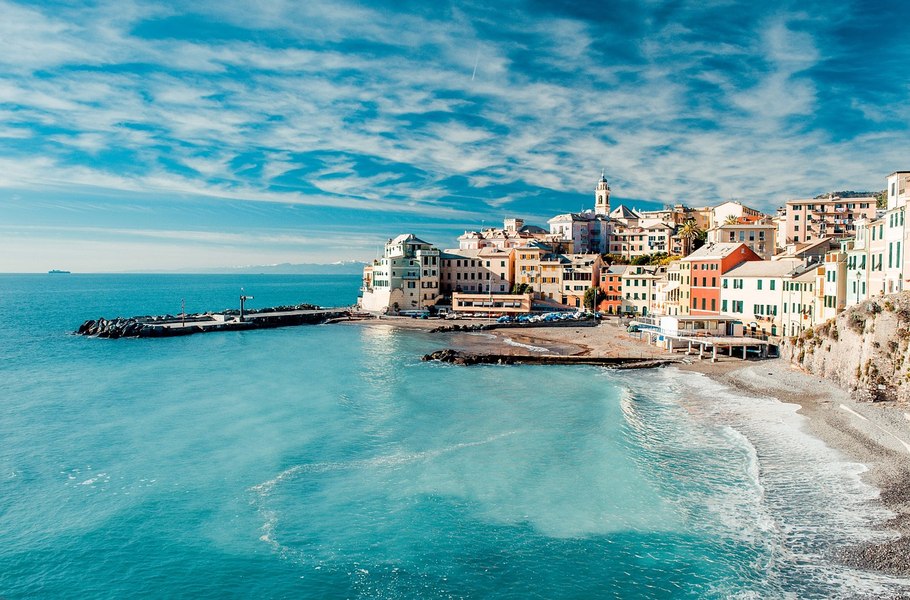 Taxă nouă pentru turiștii care merg în vacanță în Grecia. Care sunt insulele vizate 