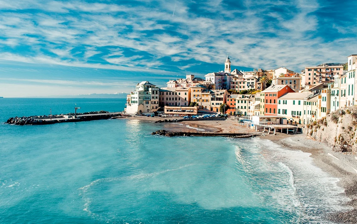 Cât costă, de fapt, o vacanță în Santorini