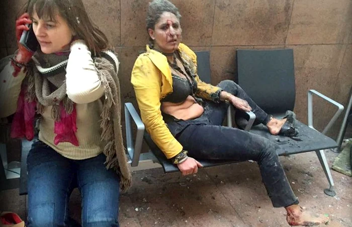 Fotografia cu Nidhi Chapekar ce a devenit virală după atemtatele din aeroportul din Bruxelles