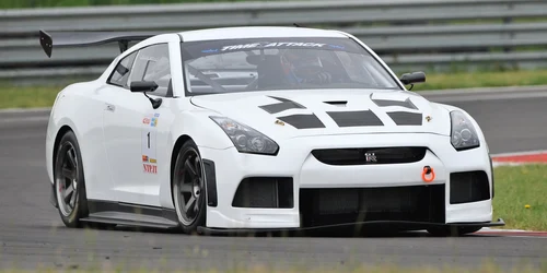  Marco Tempestini va conduce noul Nissan GT-R