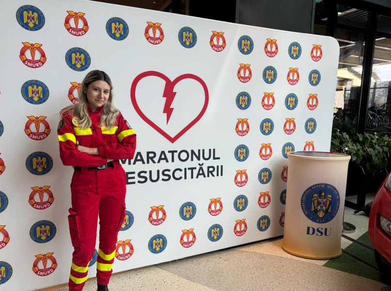 Eleva care face gărzi la SMURD. Este cel mai tânăr paramedic certificat și cercetător: „Aș sta non-stop în gardă”