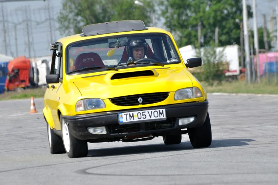 Dacia Berlina Turbo turbo 4x4 FOTO 4tunning.ro