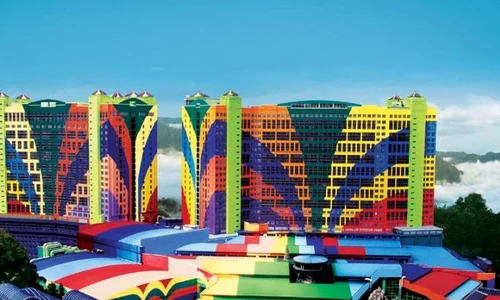 cel mai mare hotel booking jpg