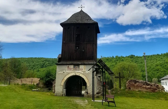 Mănăstirii Valea. Foto: Sorin Mazilescu