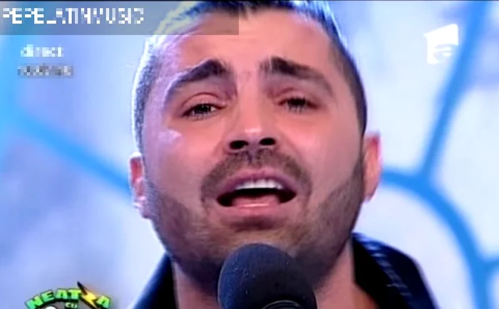 
    Artistul a pus mult suflet în piesa "Când ştii ce e despărţirea"foto: captură video  