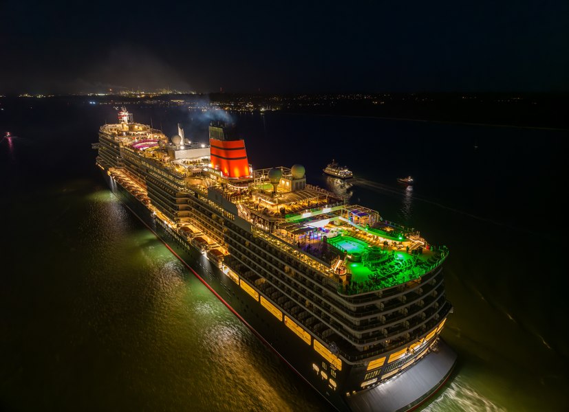 Tensiune pe mare. Motivul pentru care pasagerii unei nave de croazieră au fost avertizați să stingă luminile