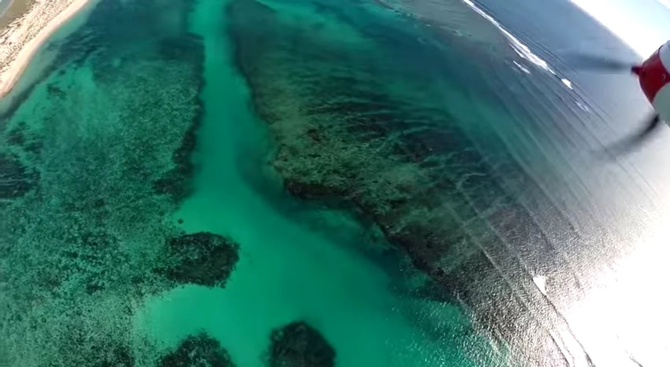 
    Momentul prăbușirii dronei în apăfoto: captură video  