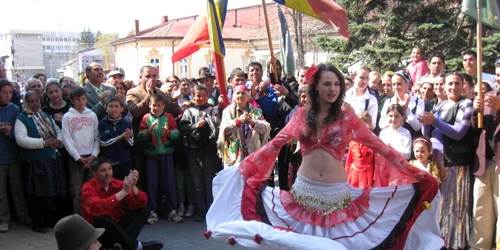 Rromii şi-au sărbătorit ziua