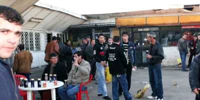 Băutura a ajuns la barurile şi magazinele din mediul rural