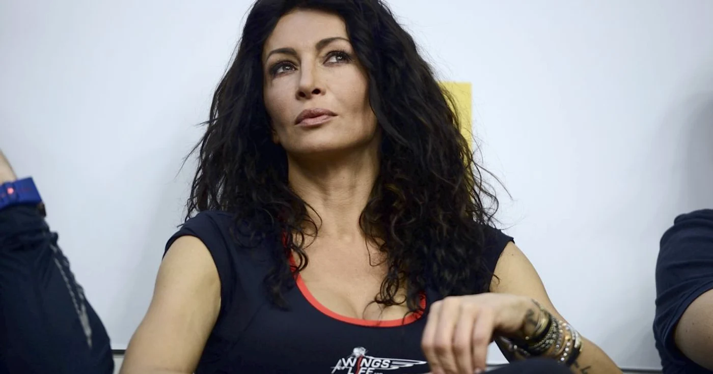 Mihaela Rădulescu l-a acuzat pe Radu Budeanu, în repetate rânduri, pe pagina sa de Facebook, de corupţie şi şantaj FOTO Mediafax