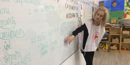 patricia badoi, medicul voluntar   foto crucea rosie olt1 jpg